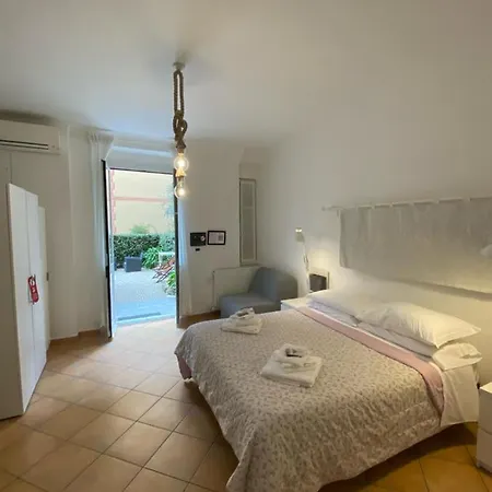 Soffio Di Mare Penzion 4*