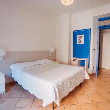 Soffio Di Mare Konukevi 4*